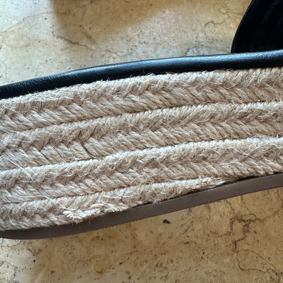 NWOT Madden NYC Chain Platform Espadrille Black/Gold - Picture 5 of 7